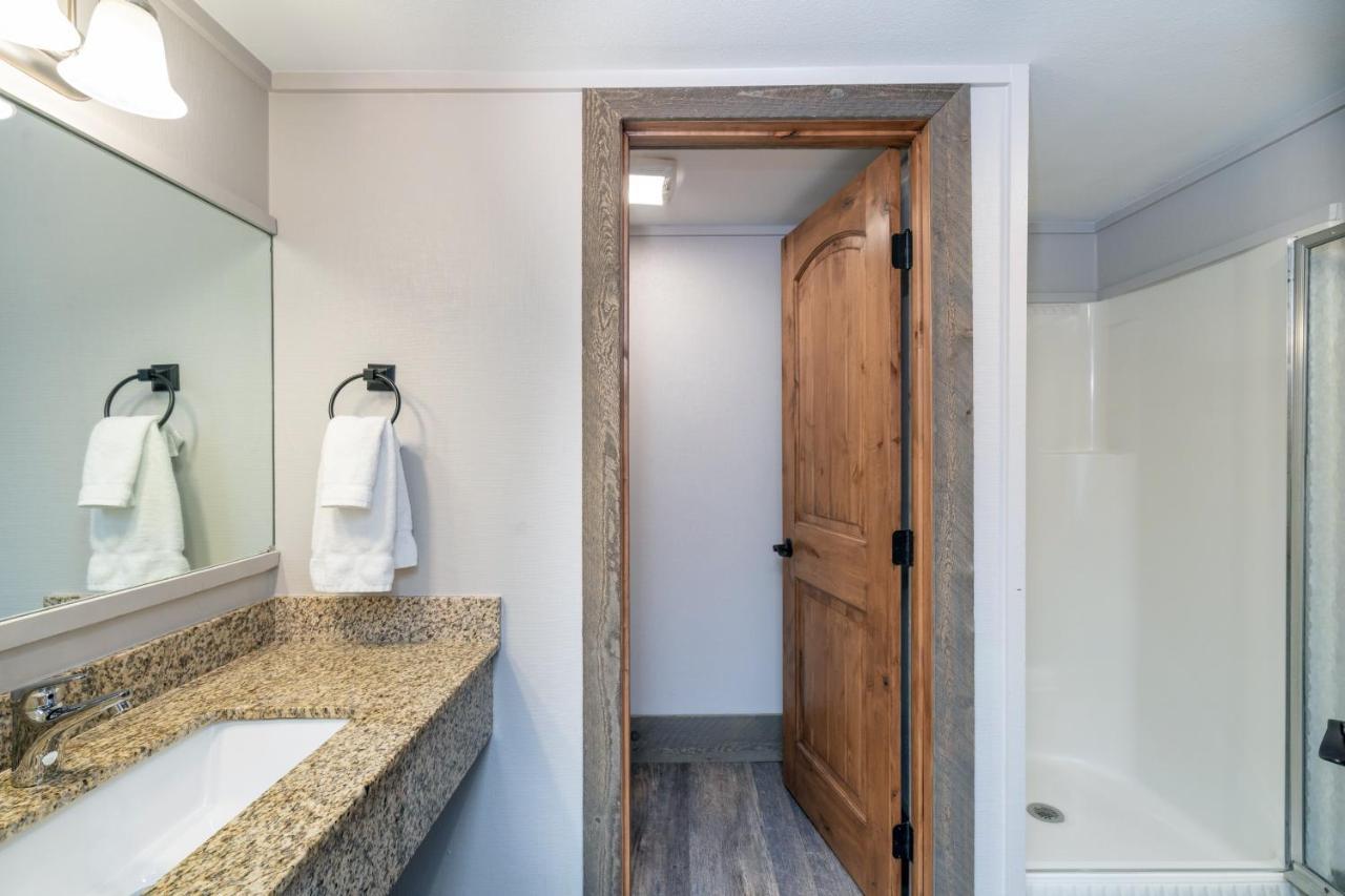 Mountainside Inn 208 By Alpine Lodging Telluride Exterior photo